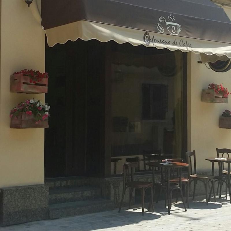 Fotografie Cafeneaua de cafea din galeria Local