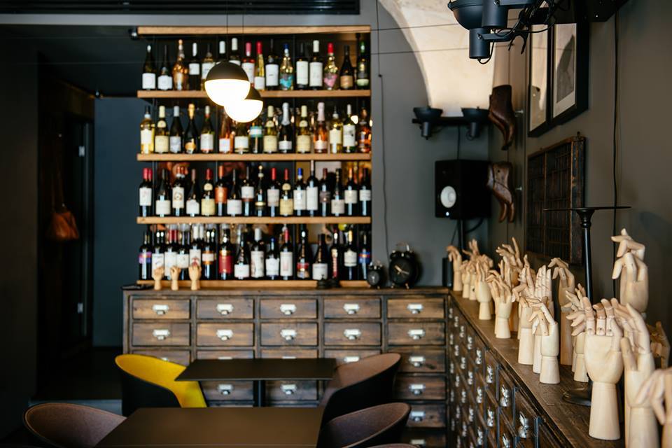 Fotografie Cabinet de Vin&Cocotte din galeria Locație