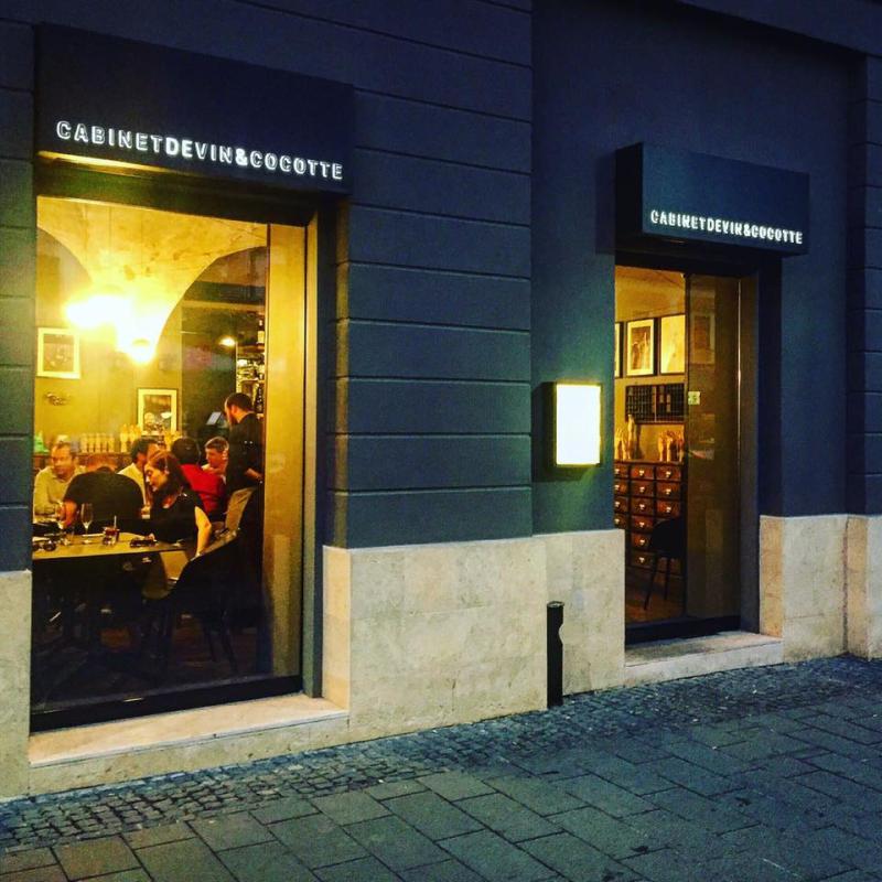 Fotografie Cabinet de Vin&Cocotte din galeria Locație