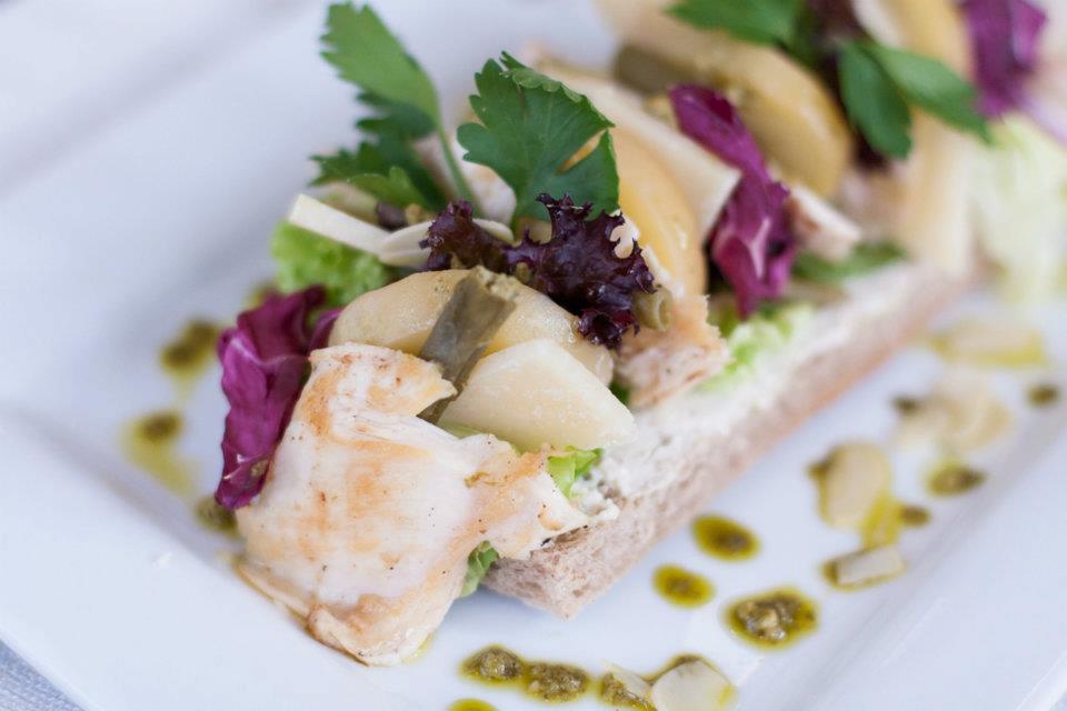 Fotografie C House Lounge Cafe din galeria Food