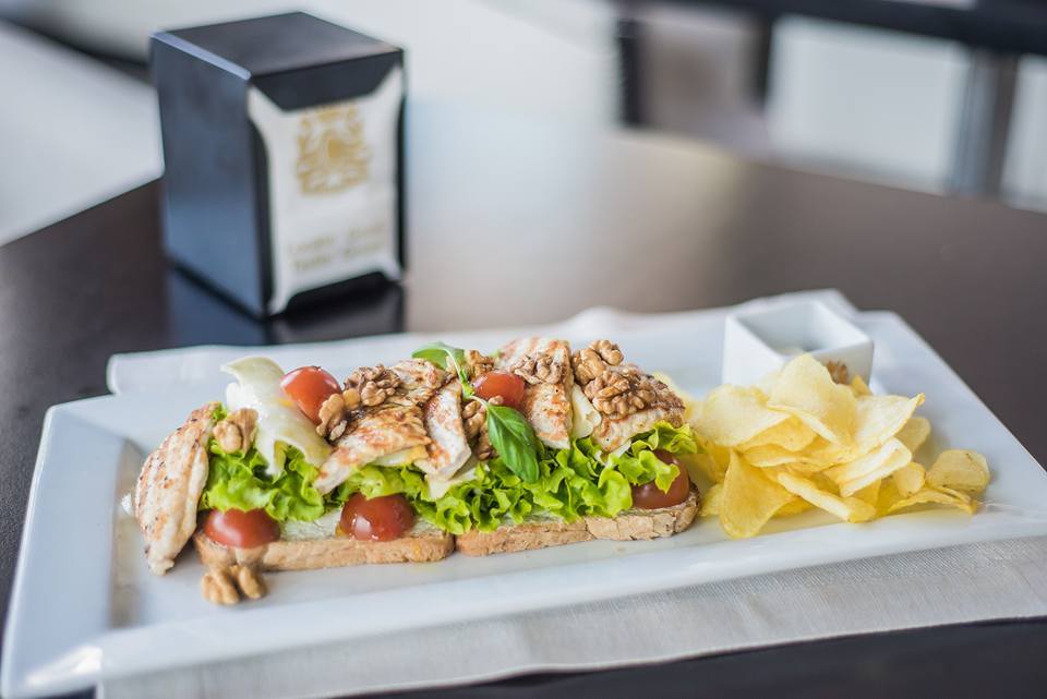 Fotografie C House Lounge Cafe din galeria Food