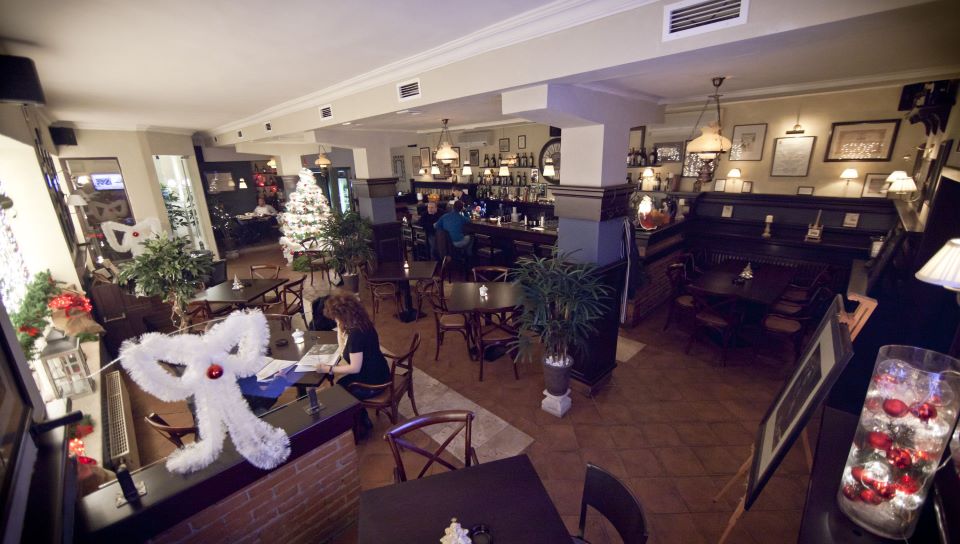 Fotografie Millenium Pub & Café din galeria Interior