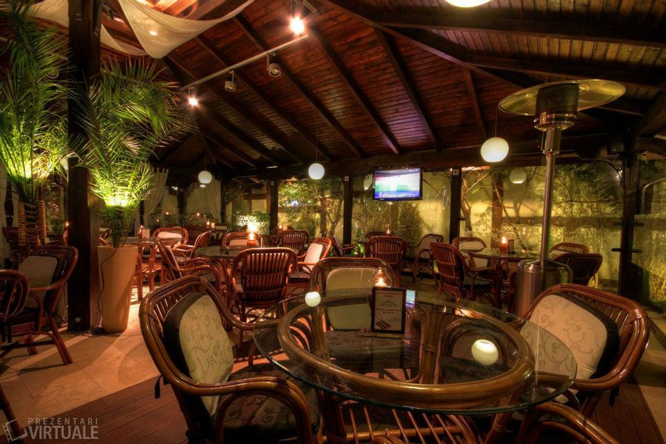Fotografie Millenium Pub & Café din galeria Grădina de vară